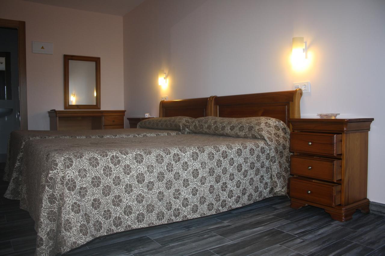 Hotel Lupa San Juan de Pinera Eksteriør billede